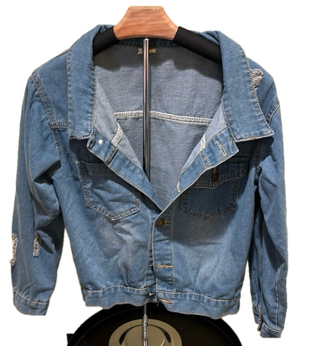 LIGHT BLUE BUTTON UP DENIM JACKET WITH RIPS